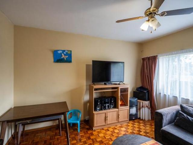 2 Bedroom Apartment in Grahamstown Makhanda Central