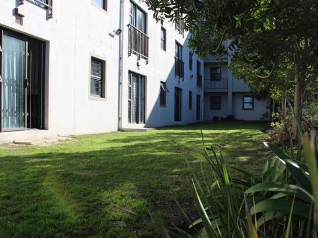 2 Bedroom Apartment in Grassy Park