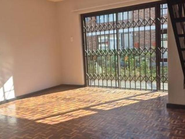 2 Bedroom Apartment in Grassy Park