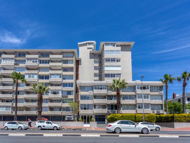 2 Bedroom Apartment in Green Point
