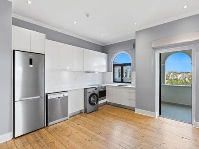 2 Bedroom Apartment in Green Point