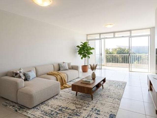 2 Bedroom Apartment in Green Point