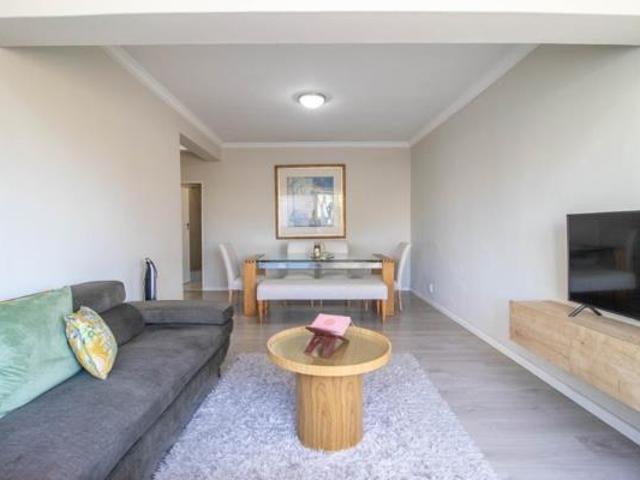 2 Bedroom Apartment in Green Point