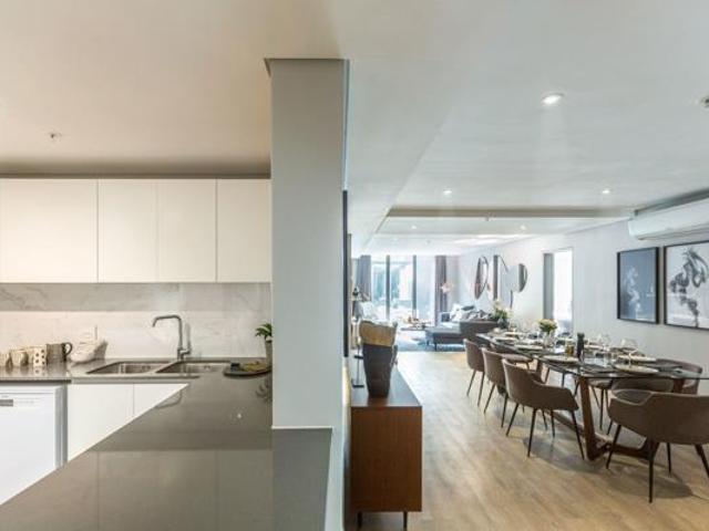 2 Bedroom Apartment in Green Point