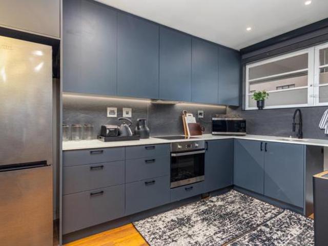 2 Bedroom Apartment in Green Point