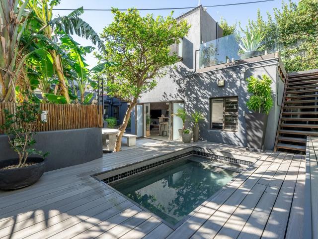 2 Bedroom Apartment in Green Point