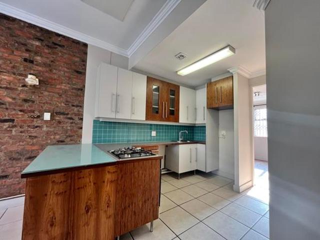 2 Bedroom Apartment in Greenside