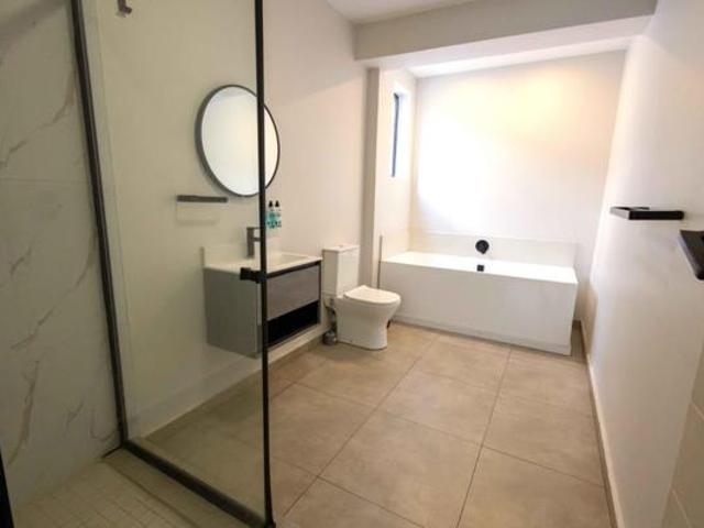 2 Bedroom Apartment in Greenside