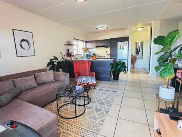 2 Bedroom Apartment in Greenstone Hill
