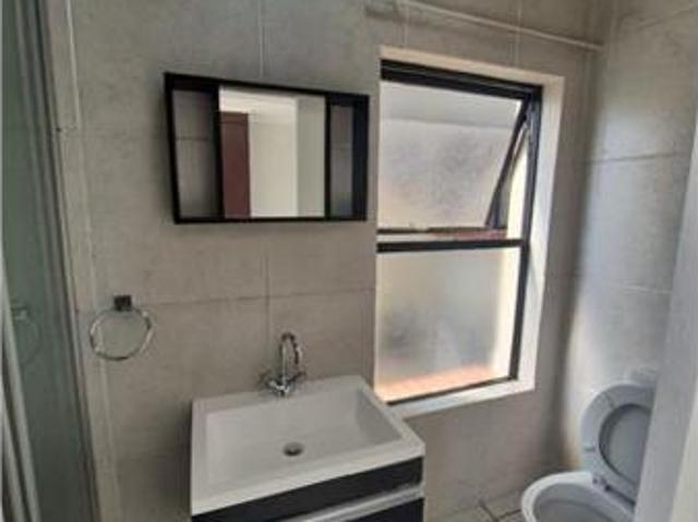 2 Bedroom Apartment in Greenstone Hill