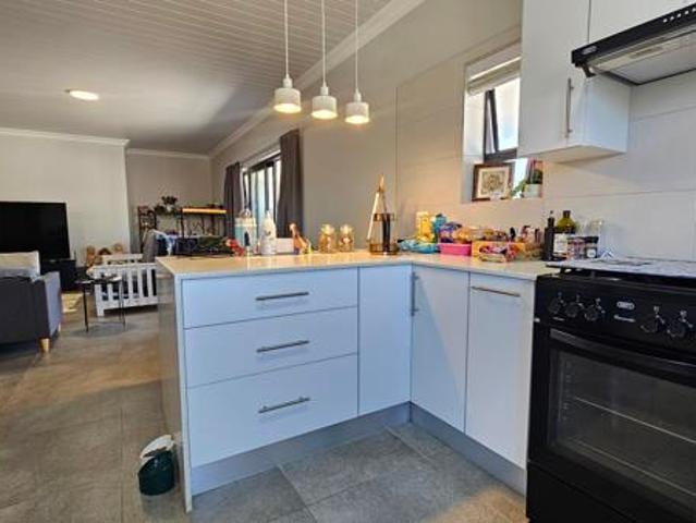 2 Bedroom Apartment in Groot Brakrivier Central