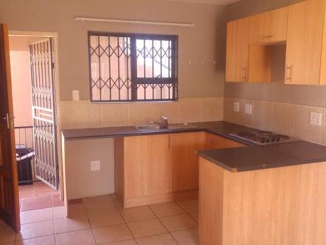 2 Bedroom Apartment in Grobler Park