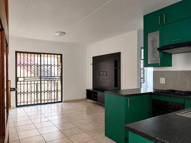 2 Bedroom Apartment in Grobler Park