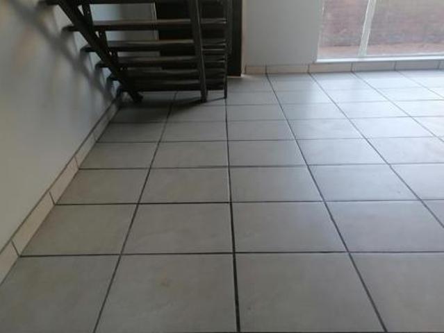 2 Bedroom Apartment in Grobler Park