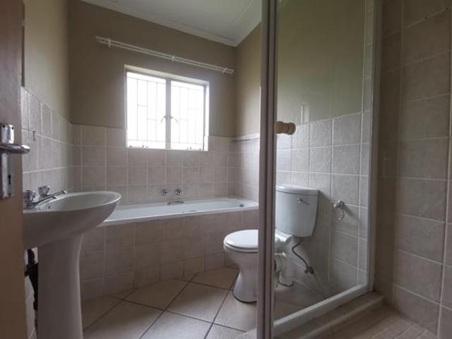 2 Bedroom Apartment in Grobler Park