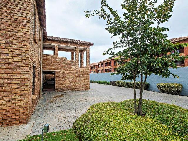 2 Bedroom Apartment in Grobler Park