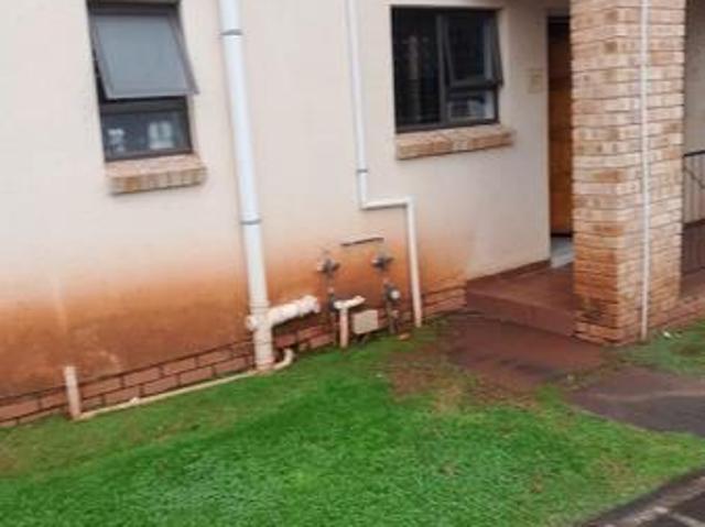 2 Bedroom Apartment in Grobler Park