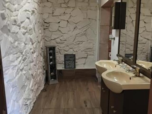 2 Bedroom Apartment in Groenkloof