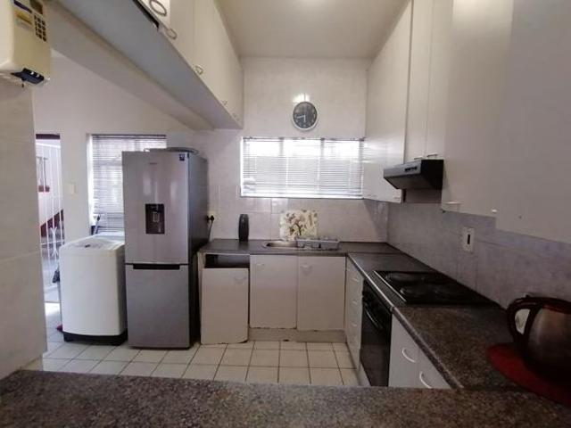 2 Bedroom Apartment in Humewood
