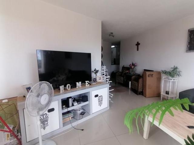 2 Bedroom Apartment in Humewood