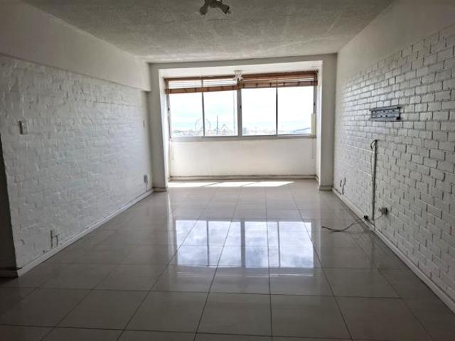2 Bedroom Apartment in Humewood
