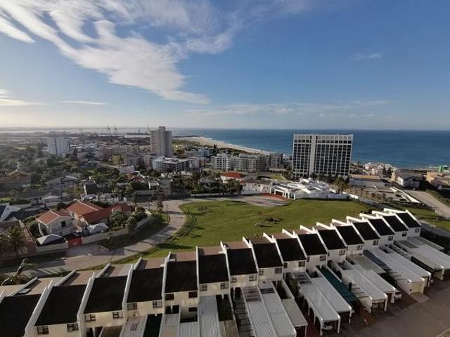 2 Bedroom Apartment in Humewood