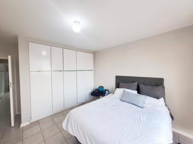 2 Bedroom Apartment in Humewood