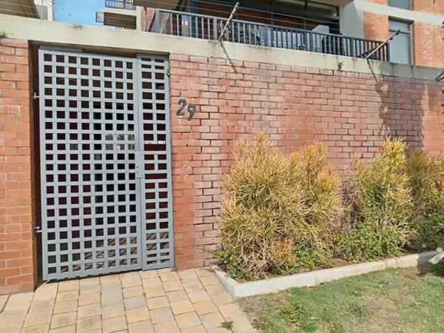 2 Bedroom Apartment in Humewood