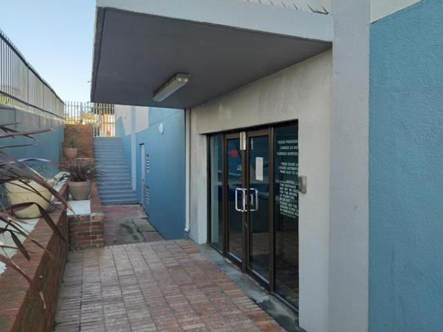 2 Bedroom Apartment in Humewood