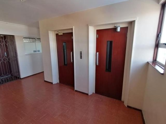 2 Bedroom Apartment in Humewood