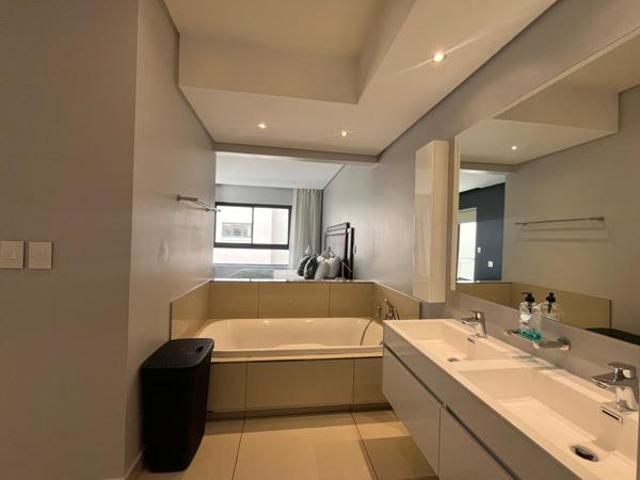 2 Bedroom Apartment in Hyde Park