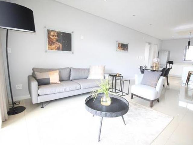 2 Bedroom Apartment in Hyde Park