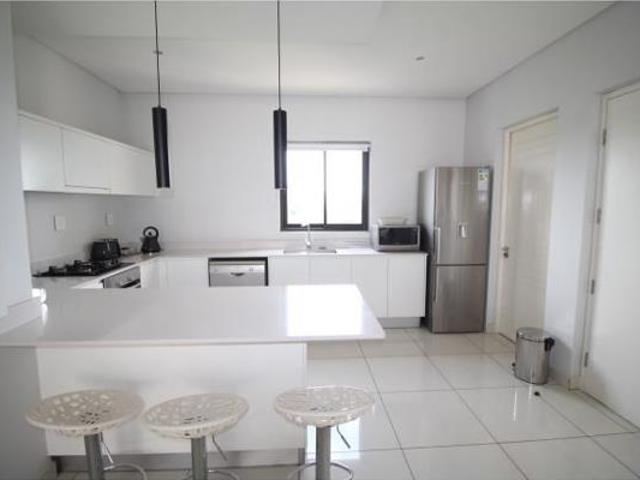 2 Bedroom Apartment in Hyde Park
