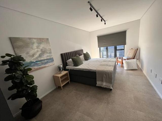 2 Bedroom Apartment in Hyde Park