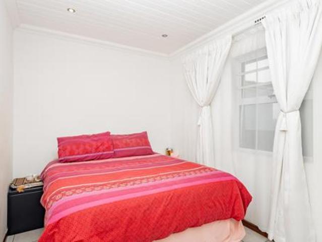 2 Bedroom Apartment in Hagley