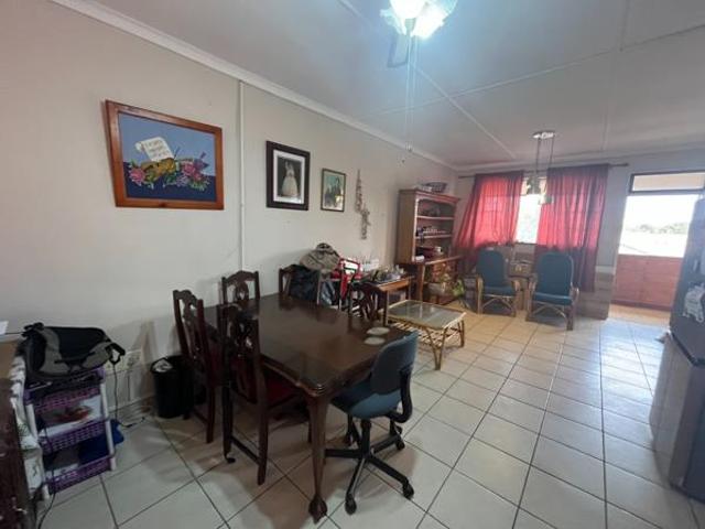 2 Bedroom Apartment in Hadison Park