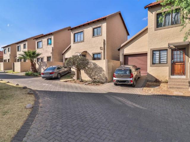 2 Bedroom Apartment in Halfway Gardens