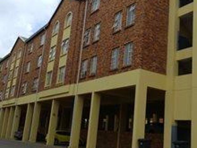 2 Bedroom Apartment in Halfway House