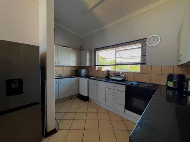 2 Bedroom Apartment in Halfway House