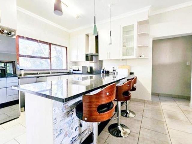 2 Bedroom Apartment in Hartbeespoort Dam