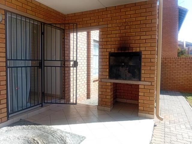 2 Bedroom Apartment in Hazeldean
