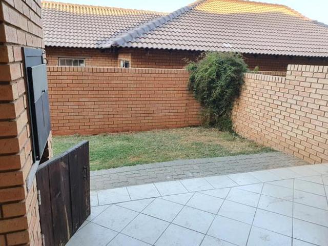 2 Bedroom Apartment in Hazeldean