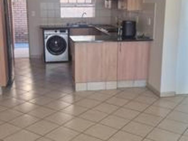 2 Bedroom Apartment in Hazeldean