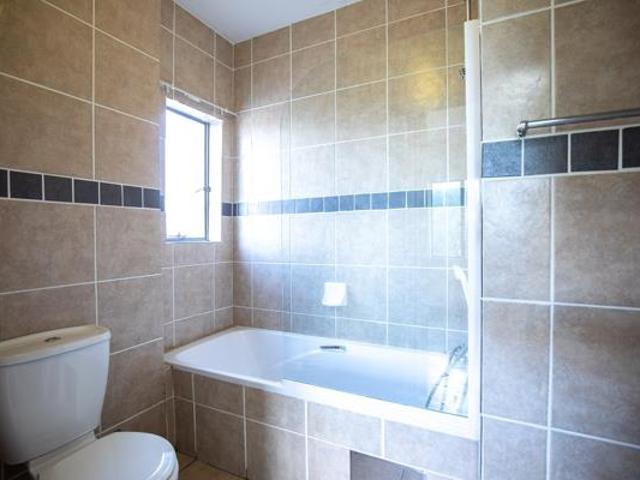 2 Bedroom Apartment in Hazeldean