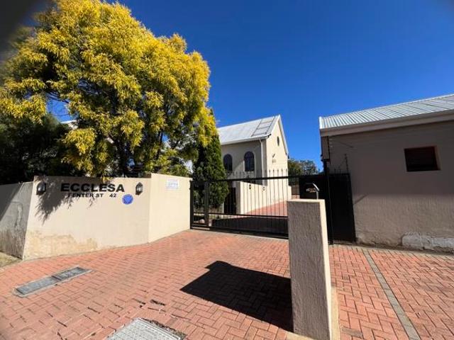 2 Bedroom Apartment in Heidelberg Central