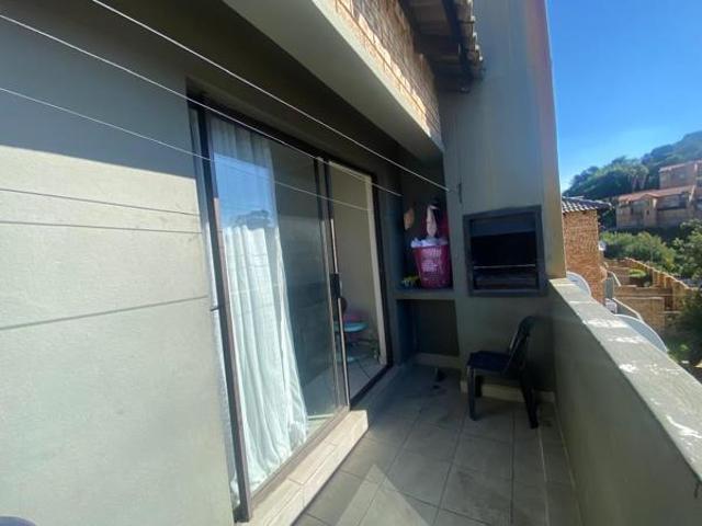 2 Bedroom Apartment in Helderkruin