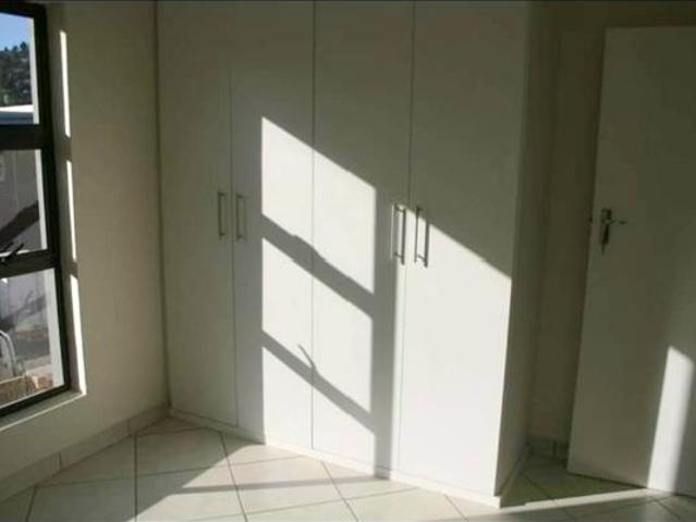 2 Bedroom Apartment in Helderkruin