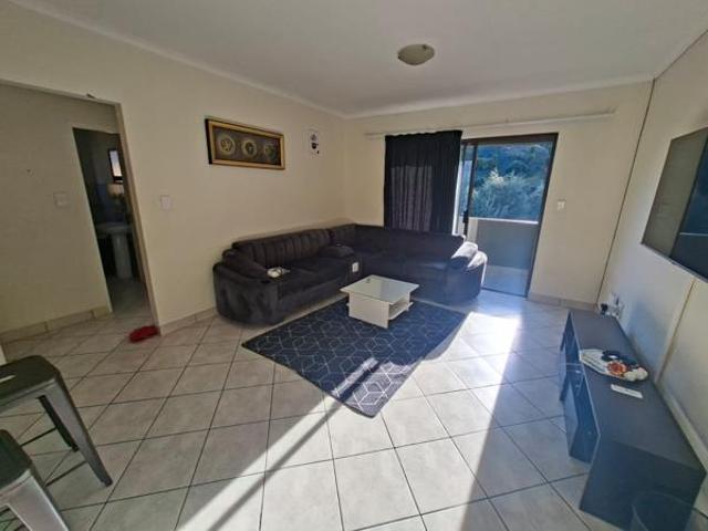 2 Bedroom Apartment in Helderkruin