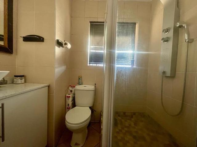 2 Bedroom Apartment in Helderkruin