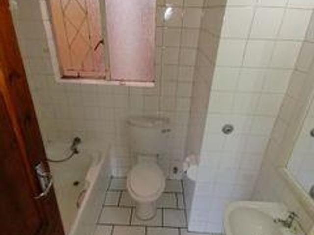 2 Bedroom Apartment in Helderkruin